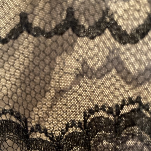 Gorgeous tie up back with zipper lace dress floor length - Picture 3 of 7